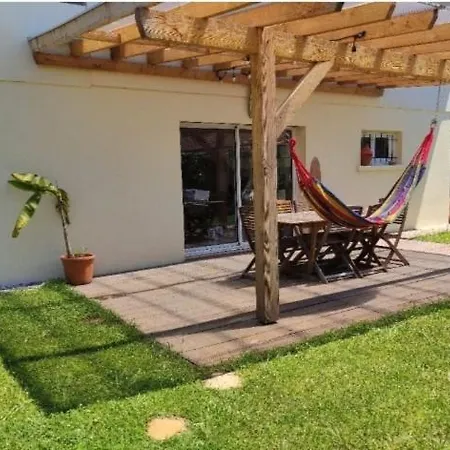 Maison Climatisee 8 Couchages Avec Piscine A Notee Superhote Vakantiehuis *